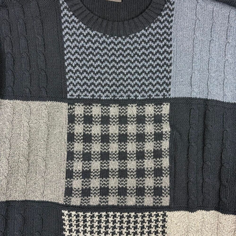 St-John-S-Bay Men's Jumper View 2